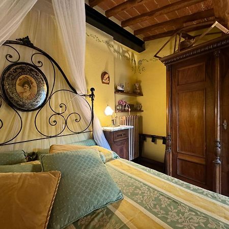 체르탈도 Casa Giulia, Il Gioiello Del Borgo 아파트 외부 사진