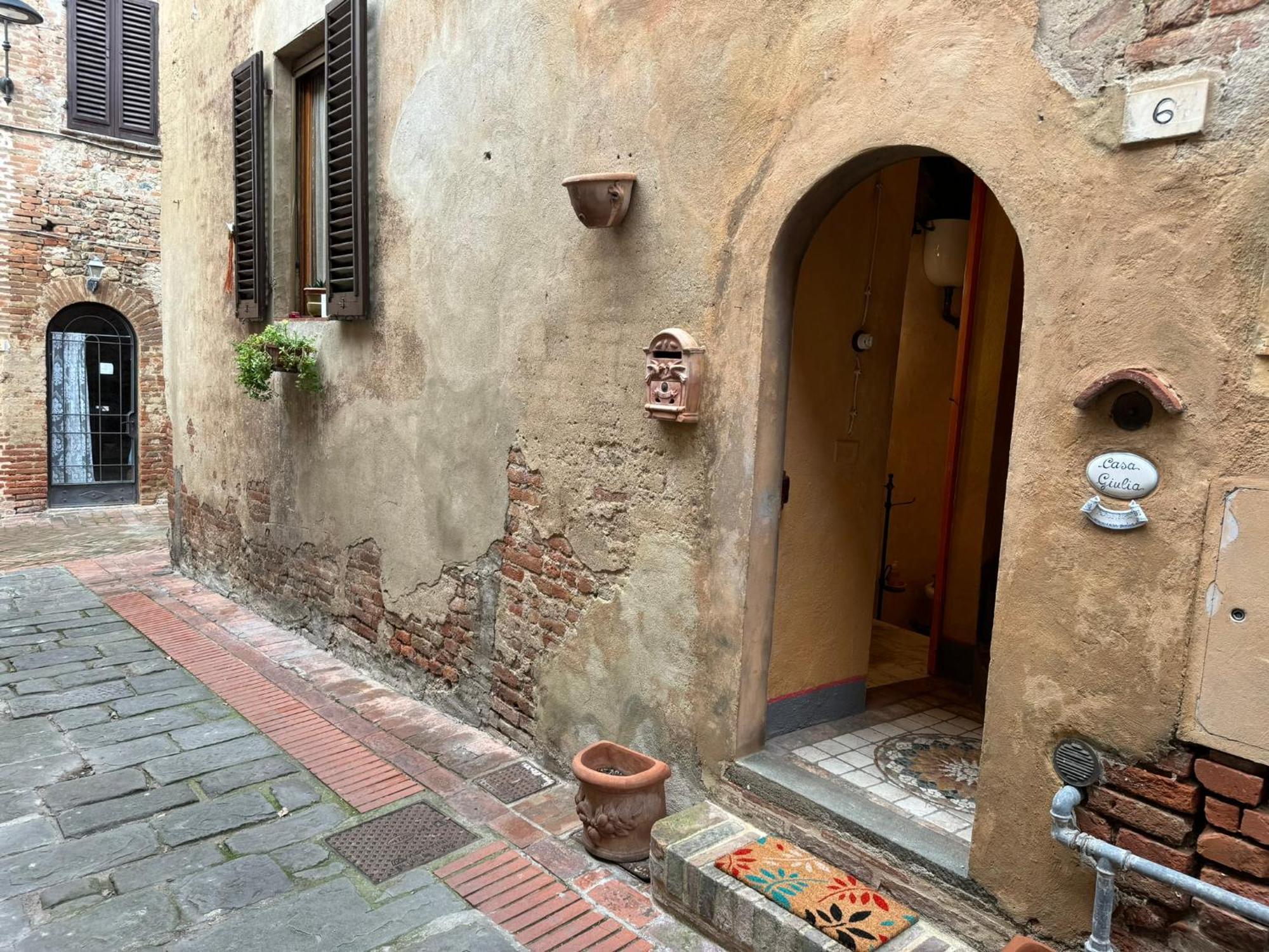 체르탈도 Casa Giulia, Il Gioiello Del Borgo 아파트 외부 사진
