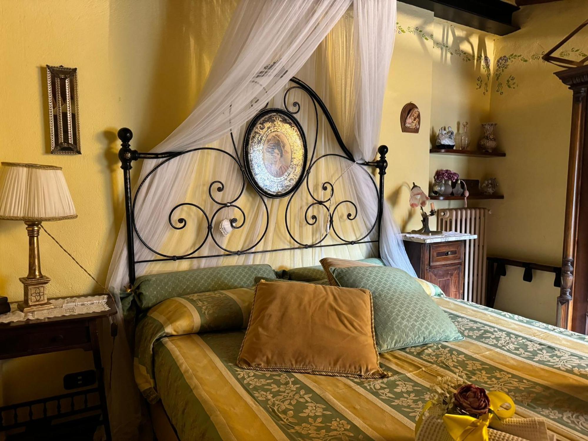 체르탈도 Casa Giulia, Il Gioiello Del Borgo 아파트 외부 사진